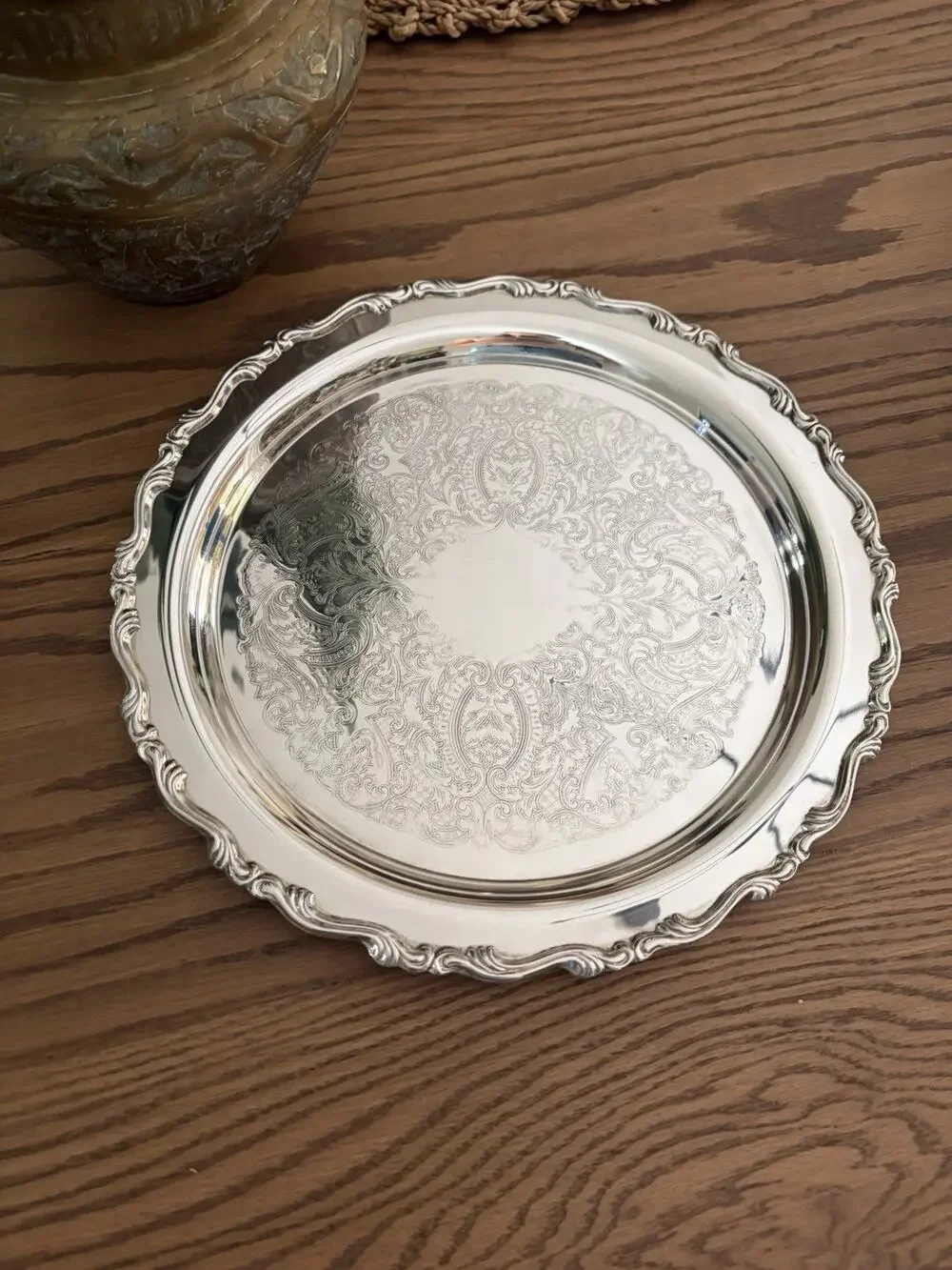 Vintage Oneida 12” Round Serving Tray Georgian Scroll Ornate Silver Tray